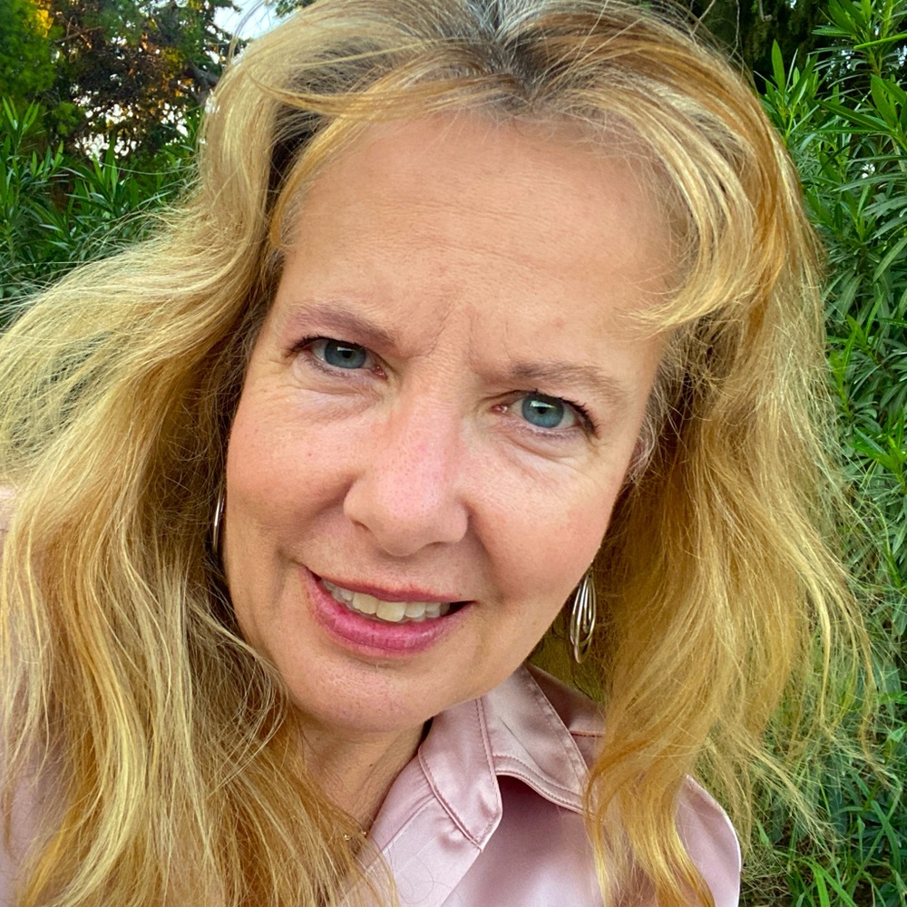 Meet your Posher, Christine